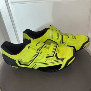 Muddyfox RBS 100 Women’s Cycling Shoes With Lock Cleats Neon Yellow/Green Sz 8